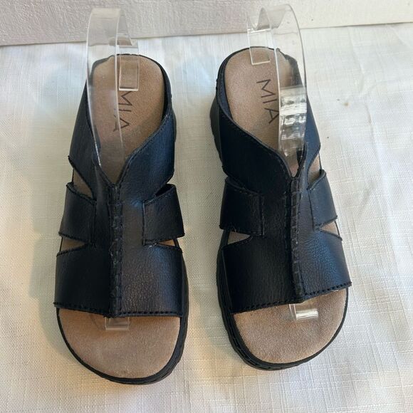 MIA "M" chunky lug sole sandals Y2K 10 NWOT - Picture 3 of 6